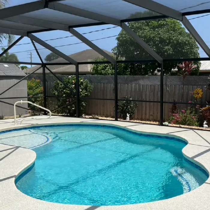 home-pool-1-700x700